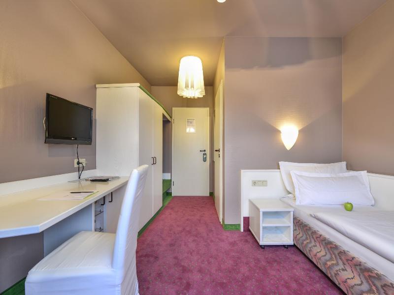 Airport Hotel By The New Yorker Kolonia Zewnętrze zdjęcie